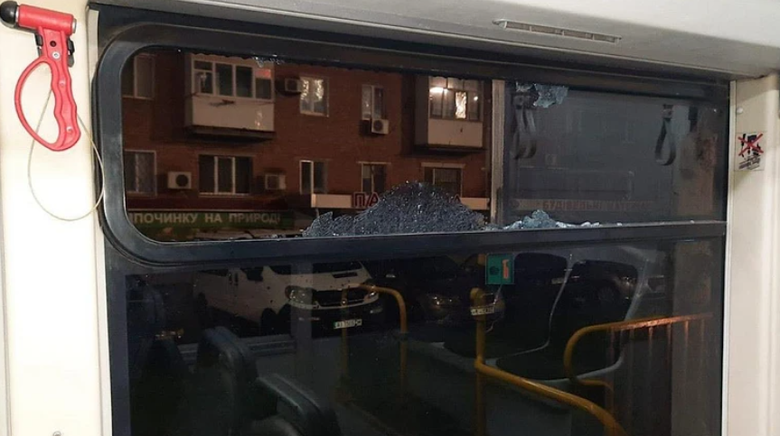 У Кривому Розі хлопець вистрілив 16-річній дівчині в око з пневматичної зброї