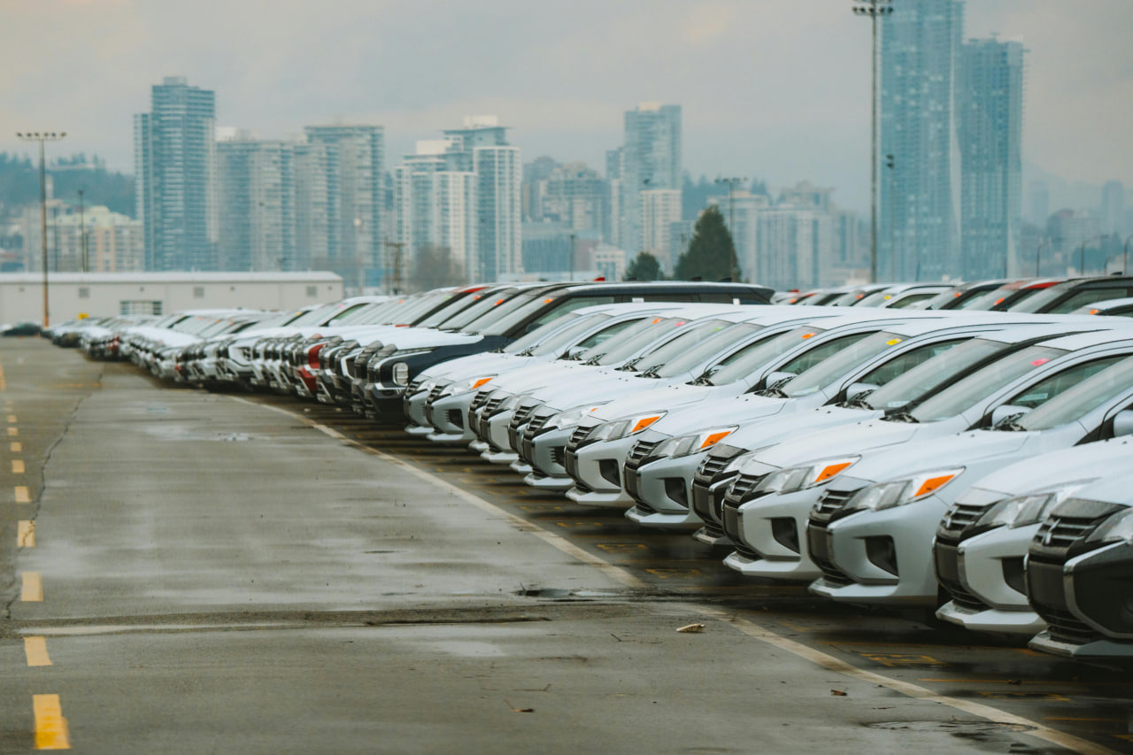 Польща оштрафувала компанію на 20 млн злотих за постачання люксових авто до Росії