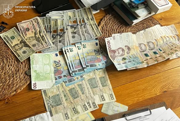 У центрі Львова викрили салон, де під виглядом масажу надавали інтимні послуги
