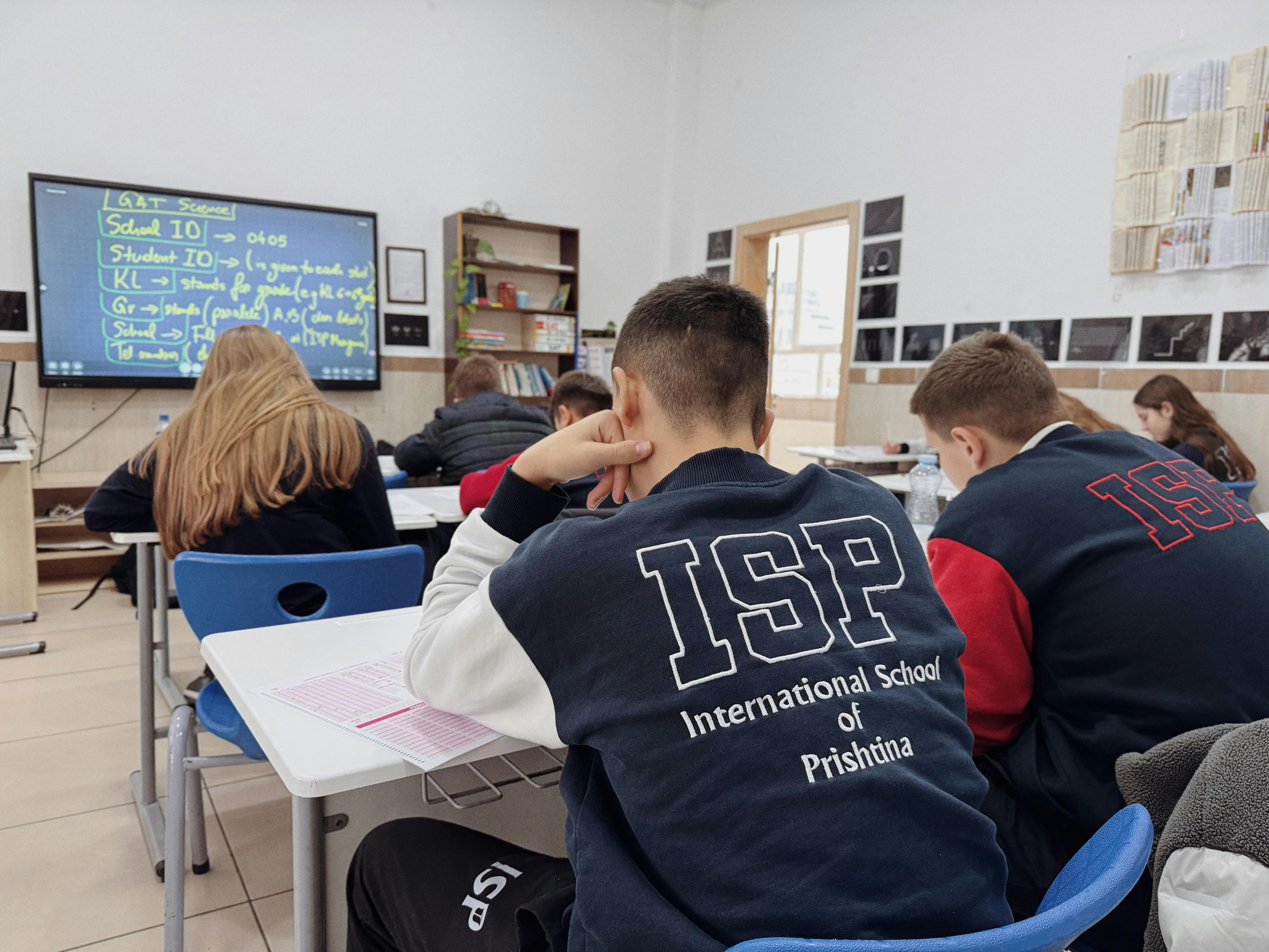 МОН спростило процедуру визнання навчання для учнів із окупованих територій