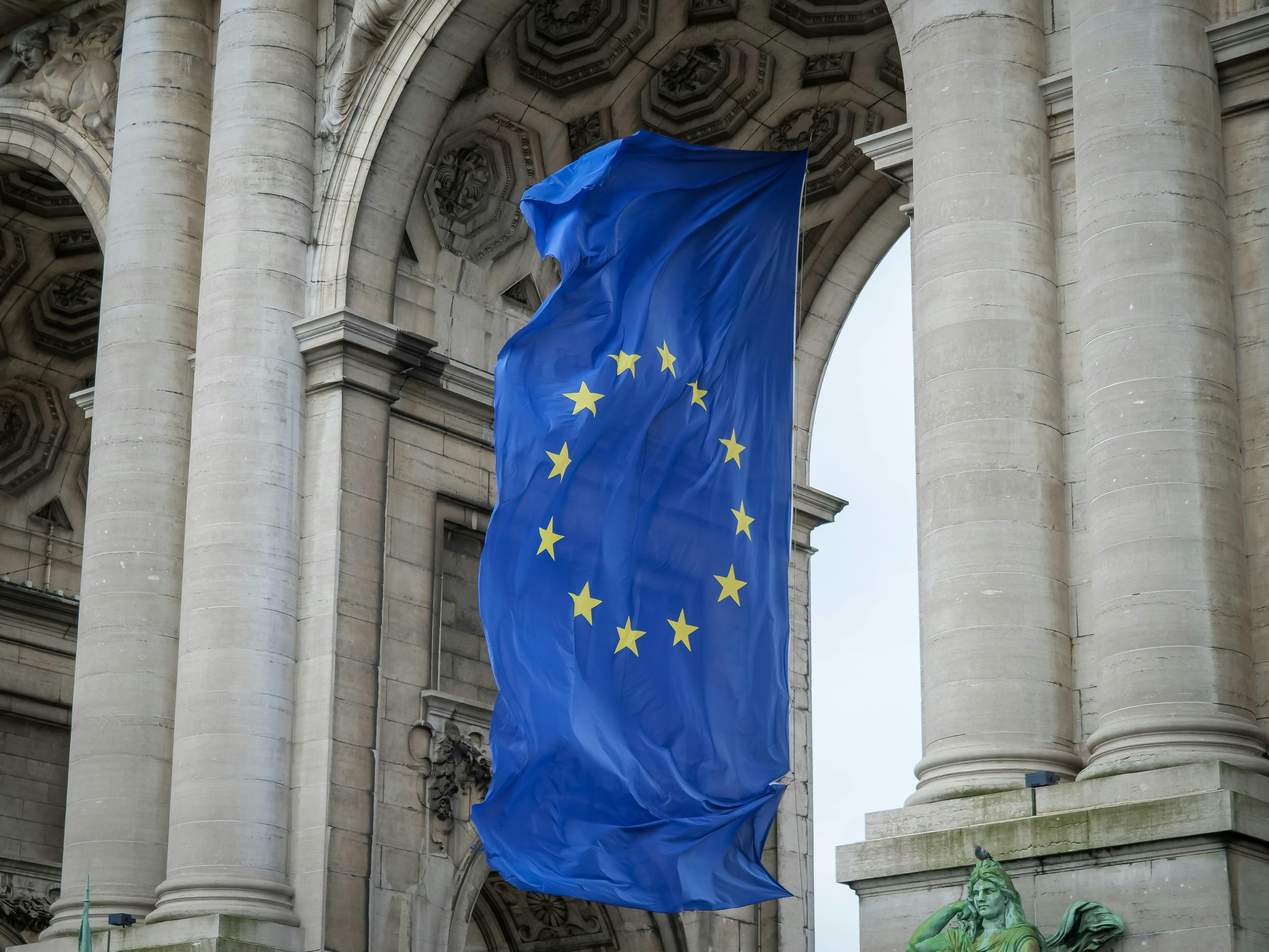 Скільки українців вірять в процвітання України у складі ЄС через 10 років - опитування