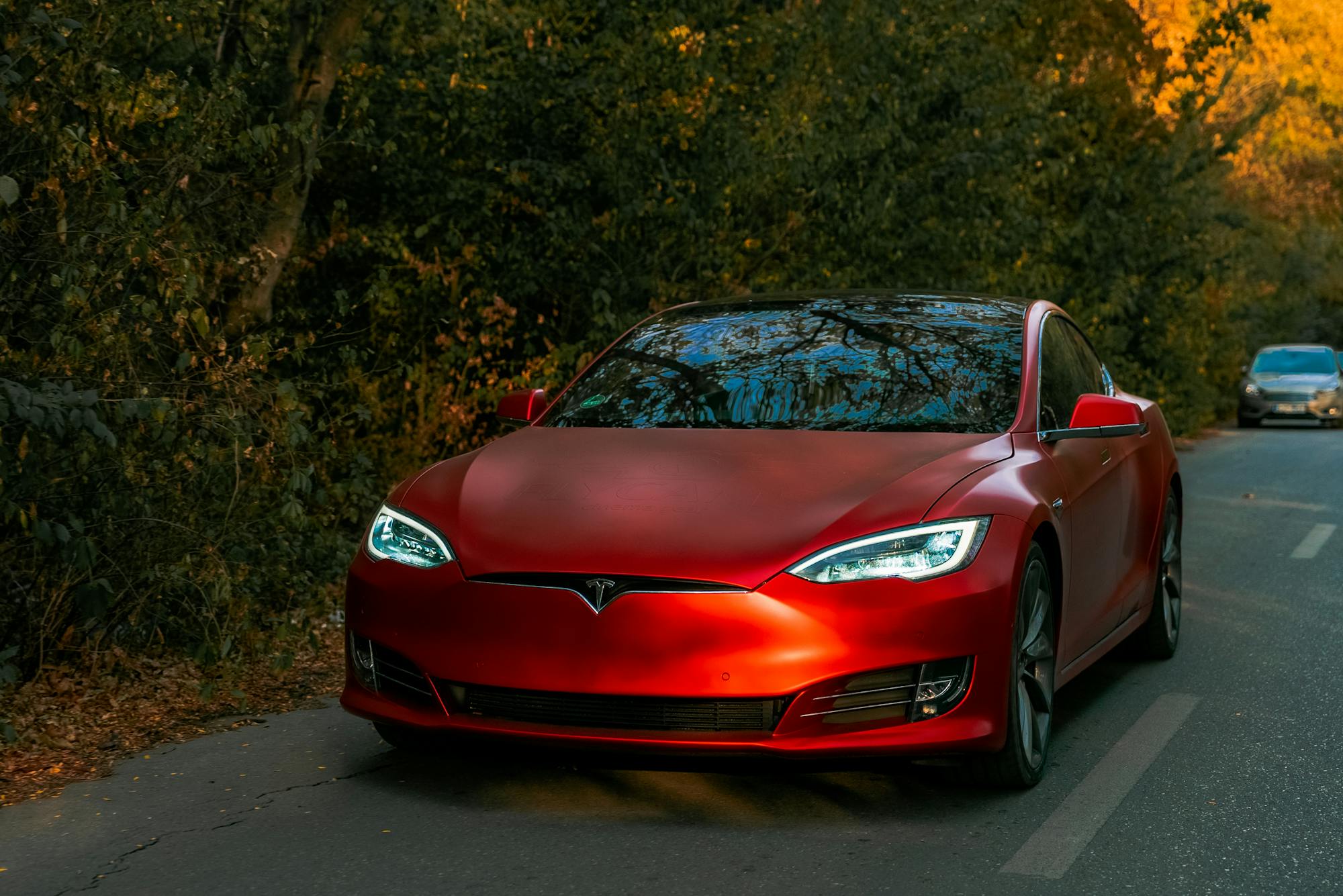 Продажі Tesla китайського виробництва зросли на 36% за рік