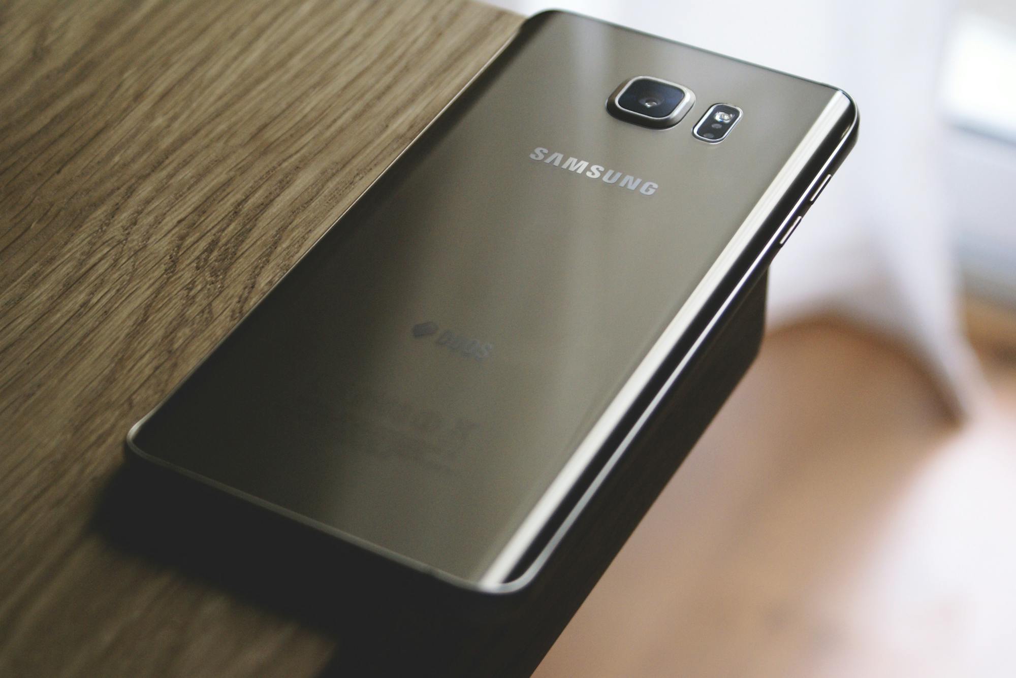 Samsung випередила Apple за рівнем задоволеності користувачів смартфонів