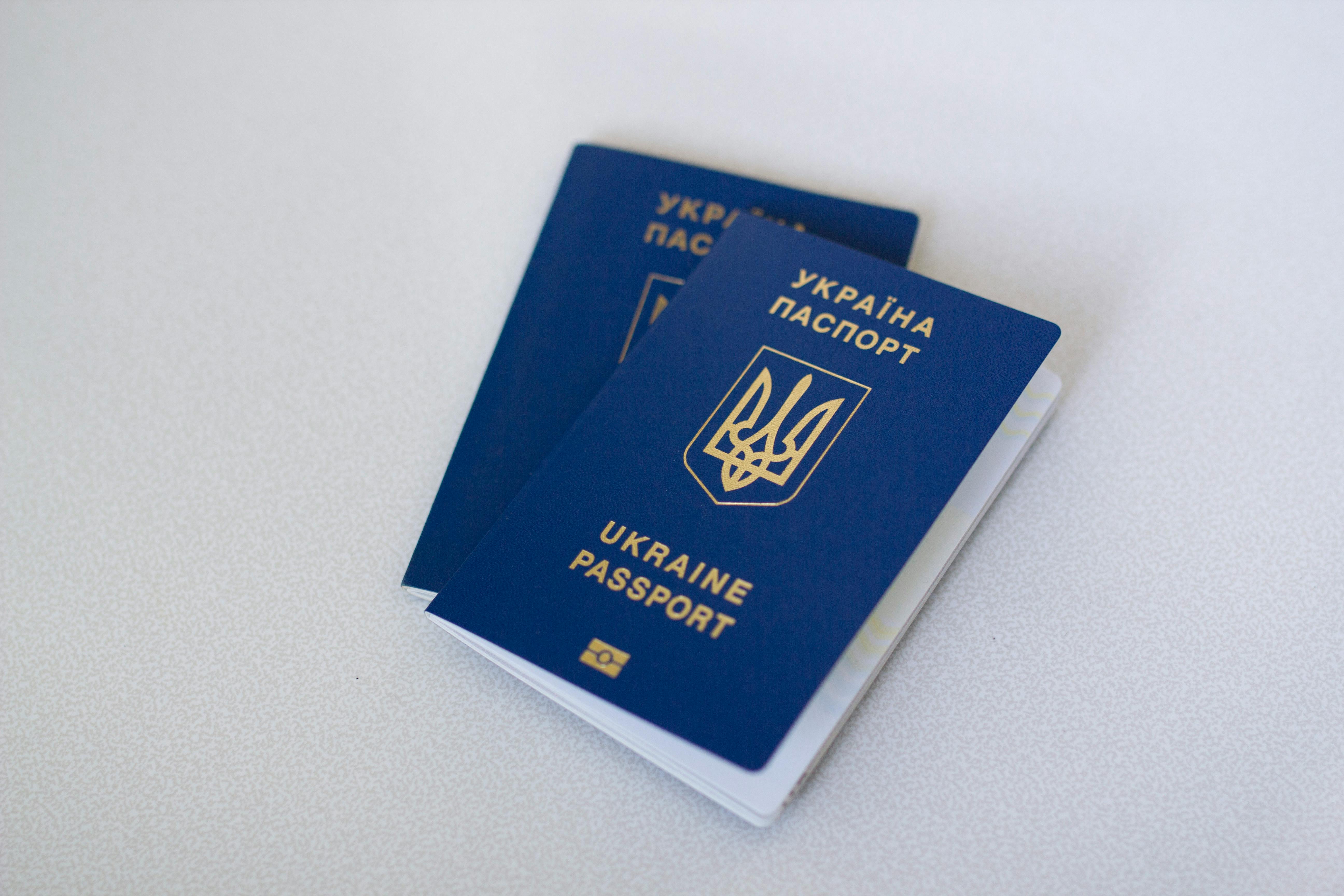 Українцям у ЄС оновили правила оформлення документів: що змінилося