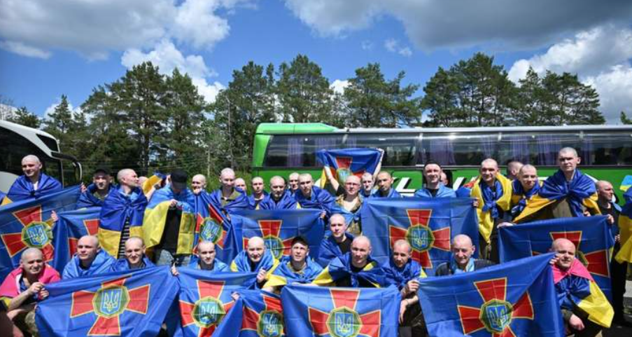 З російського полону повернулися 6 захисників з Львівщини