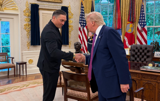 Олександр Усик зустрівся з Дональдом Трампом у Вашингтоні