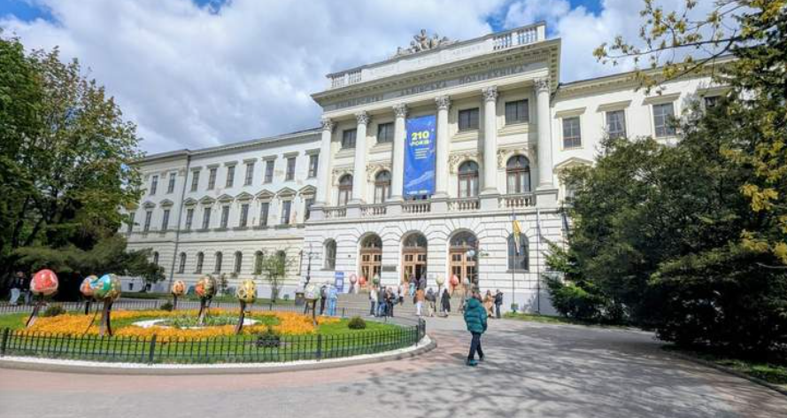 Львівська політехніка очолила рейтинг 200 найкращих університетів країни