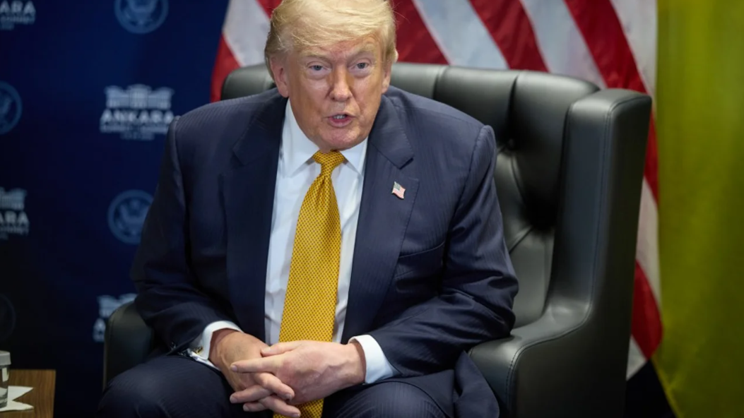 Трамп виплатив компенсацію за насильство над письменницею, яке заперечував
