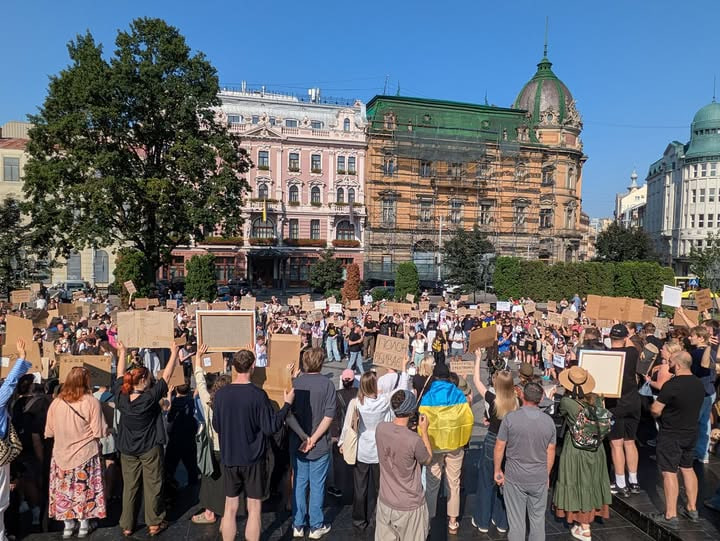 Від Києва до Одеси: у містах України протестують проти звільнення Федорова