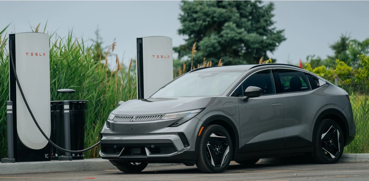 Mitsubishi Eclipse Sportback стане електрокросовером із двома зарядками