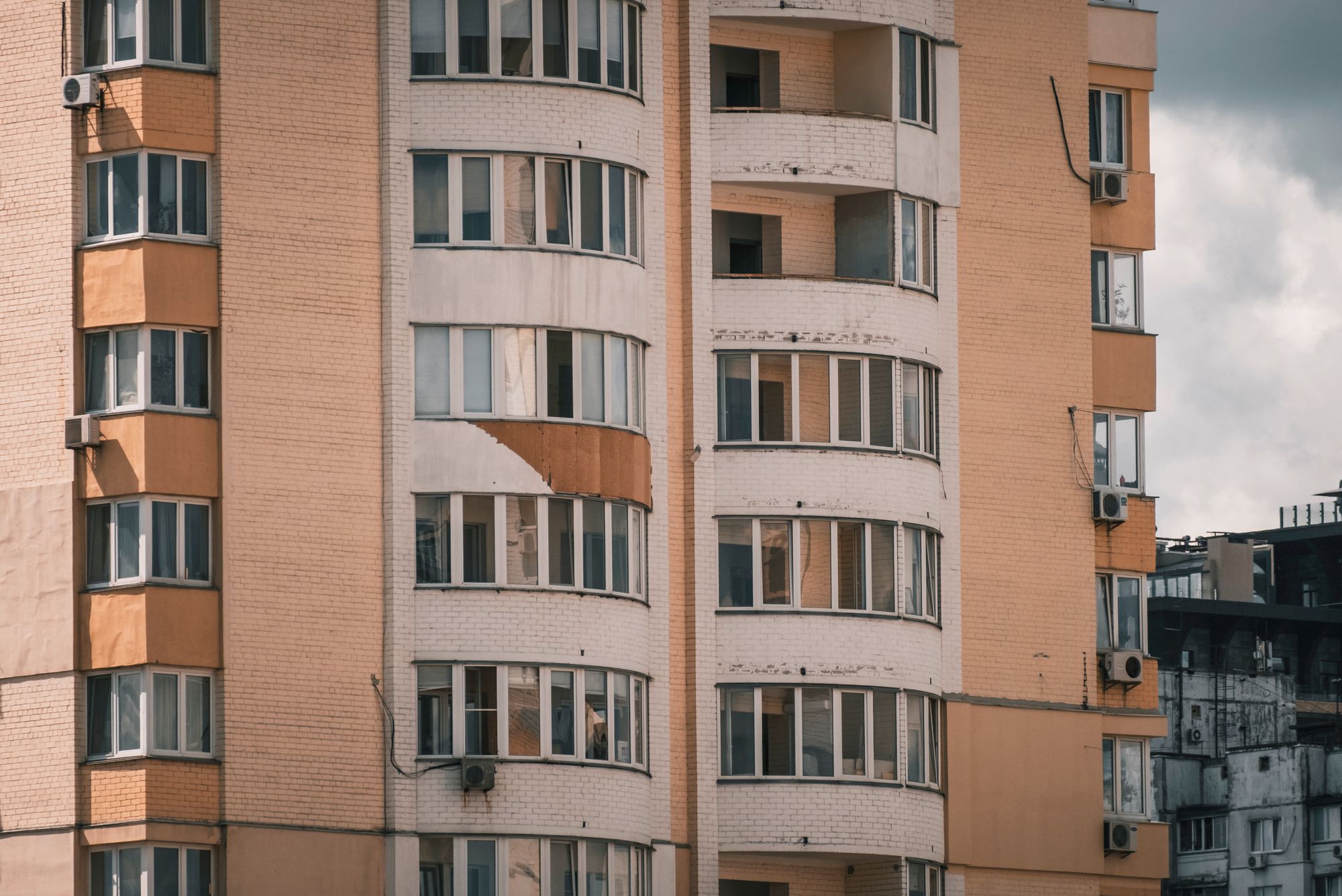 Нові правила продажу квартир в Україні: кого перевірятимуть нотаріуси