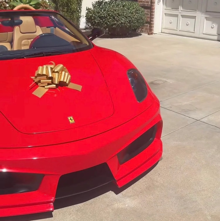 Чоловік Гайді Клум з виховною метою пообіцяв пасинку Ferrari – і дотримав слова