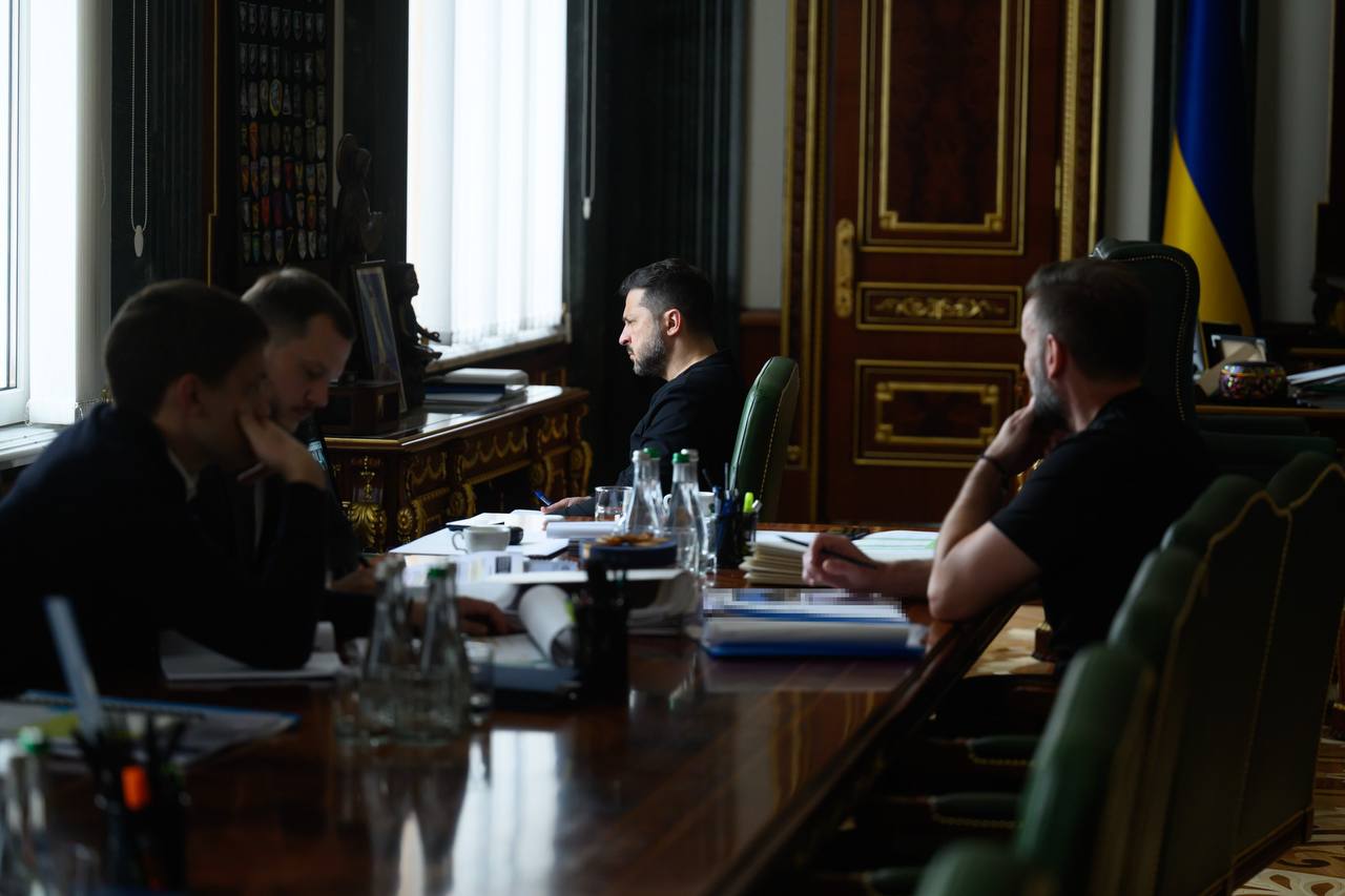 Зеленський повідомив про підготовку росії до нового масованого удару