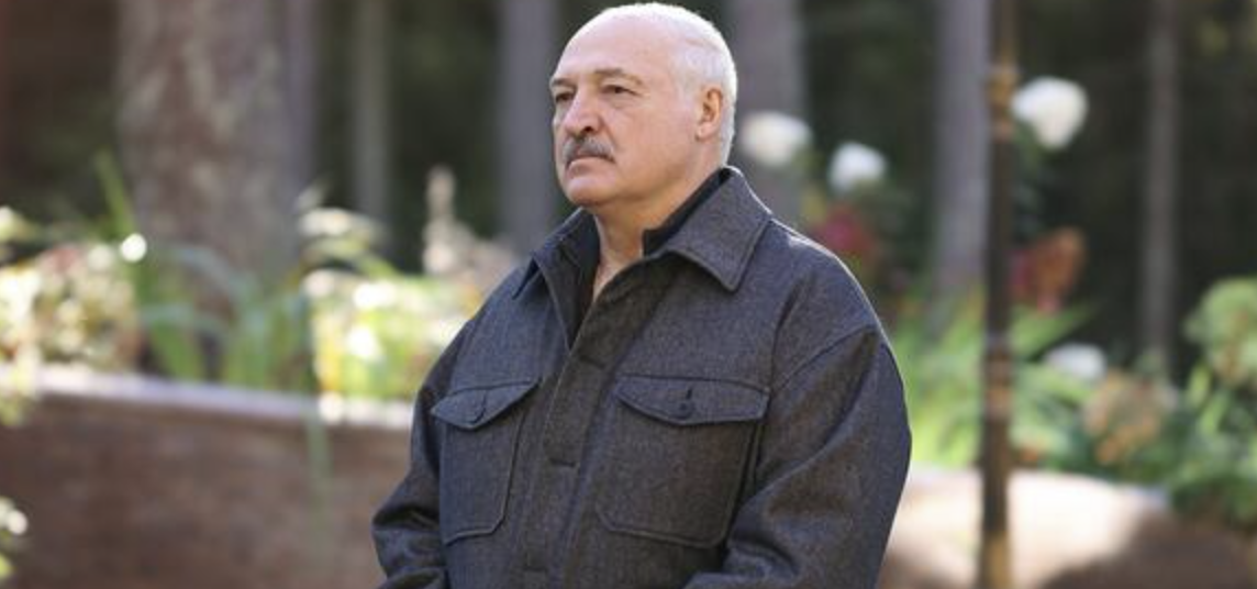 Лукашенко заявив, що не Трамп має вирішувати, хто буде президентом України