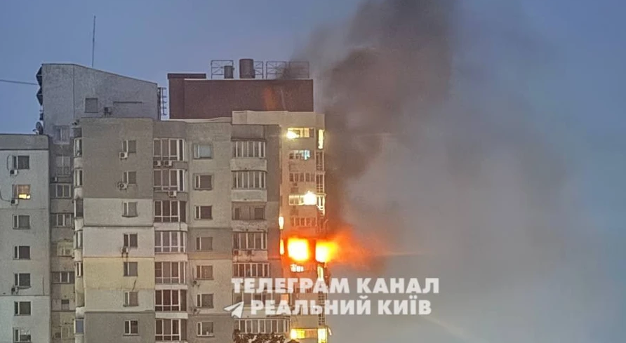 У Києві через удар РФ по багатоповерхівці загинула людина, ще одна постраждала
