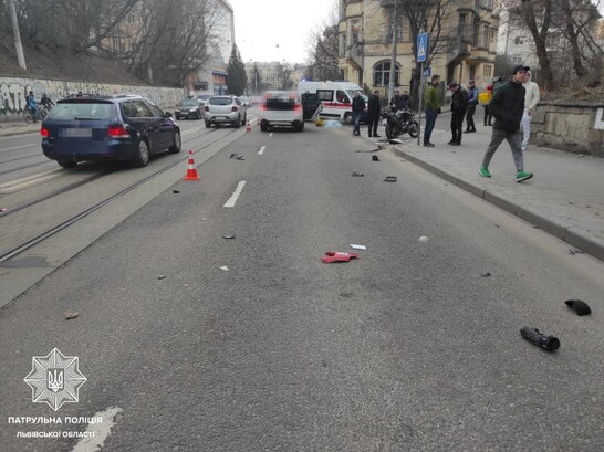 BMW X5 у Львові на смерть збив кур'єрку на скутері