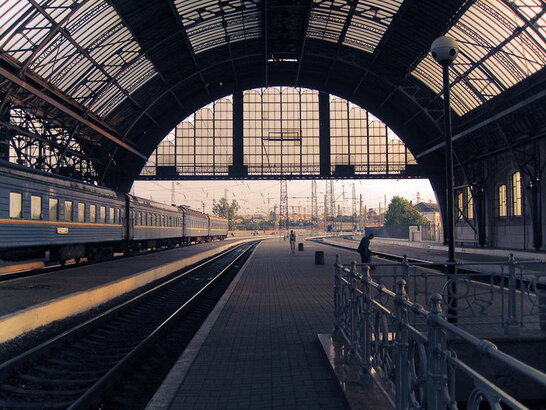 Головного інженера "Львівської залізниці" підозрюють у корупції та махінаціях