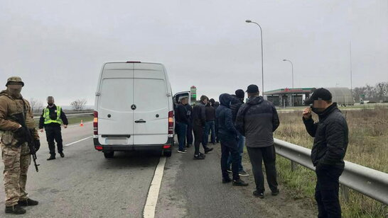 СБУ затримала автобуси із російськими "тітушками" на Харківщині