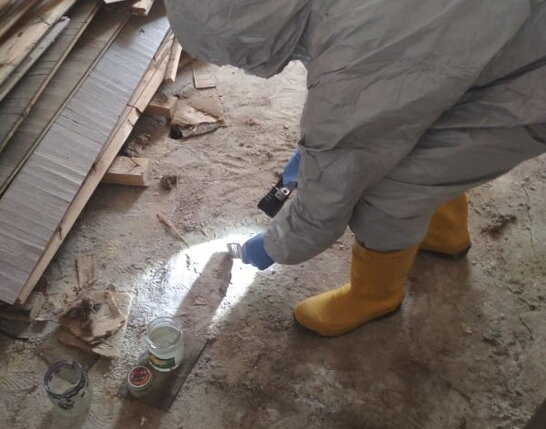У Львові під час ремонту в квартирі під підлогою виявили 600 грамів ртуті (фото)