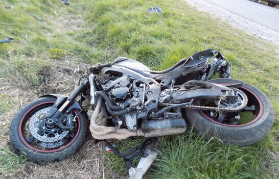 На Львівщині неповнолітній мотоцикліст травмувався через неуважність водія авто