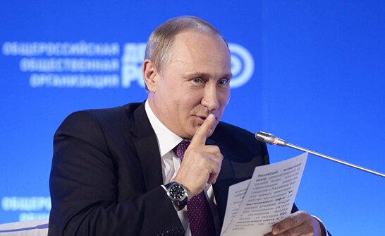 Путін не привітав Зеленського з Днем перемоги, але згадав про українців