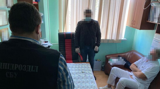 Корупційна схема у лікарні: в Одесі СБУ викрила лікарів, які вимагали гроші за безкоштовні операції