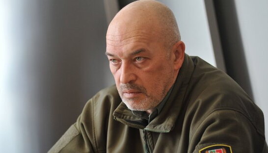 Тука: Росія на Донбасі видає «напівпаспорти»