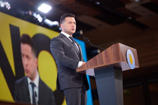 Зеленський назвав умову винесення питання щодо олігархів на референдум в Україні