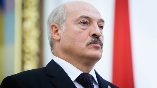 Лукашенко звинуватив Україну у підготовці бойовиків та перекиданні зброї до Білорусі