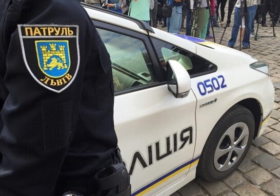Втікав від поліції: львів'янин збив пішохода та вчинив потрійну ДТП (фото)