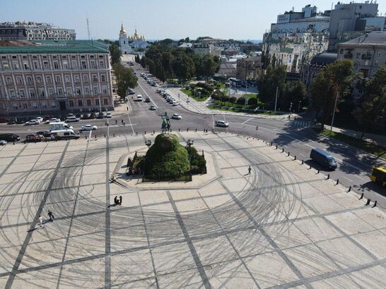 Дрифт на Софійській площі: Міністерство культури звернувся до правоохоронців