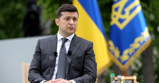 Зеленський скликає позачергову сесію Ради для затвердження Великого герба України