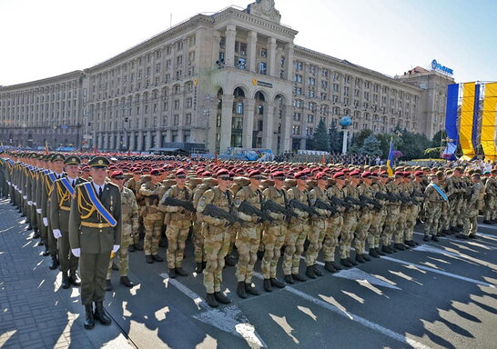 На репетиції параду до Дня Незалежності військові знову проспівали пісню про Путіна (відео)