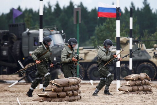 Росія розпочала військові навчання в анексованому Криму