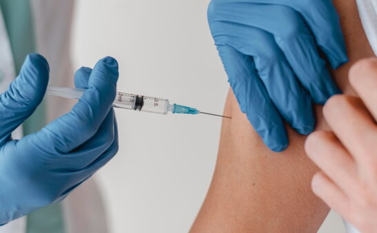 Обов’язкова вакцинація від COVID-19: у МОЗ планують значно розширити перелік професій