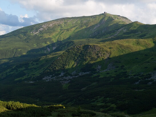 На горі Піп Іван Чорногірський декілька днів температура повітря опускається нижче нуля (фото)