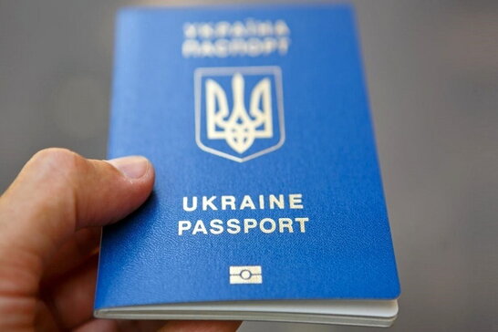 ЄС залишив Україну в "зеленому списку": куди можна їхати подорожувати