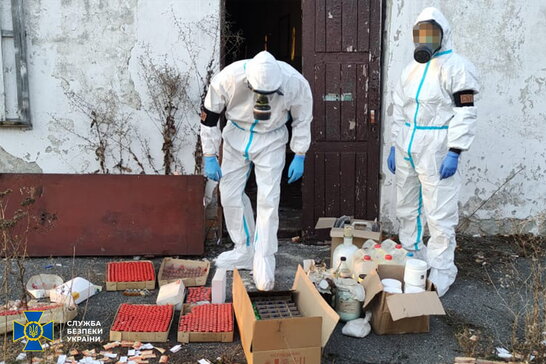 На Полтавщині правоохоронці знайшли склад, в якому зберігалися отруйні речовини (фото)