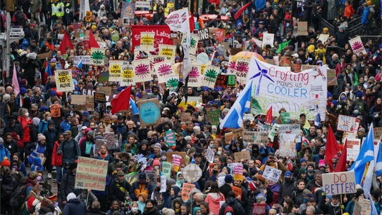 У Глазго 100 тисяч людей вийшли на протест під час кліматичної конференції ООН