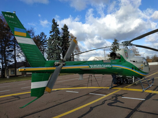 У Київ з Франції прилетіли два вертольоти