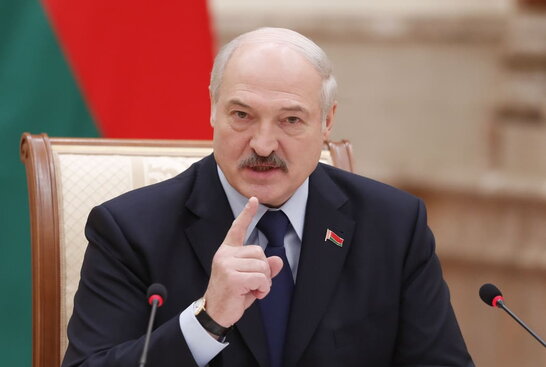 "Власне бачення" перспектив: Лукашенко заявив, що Білорусь ніколи не стане демократичною державою, як Україна