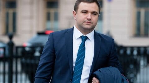 Нардеп "Слуги народу" купив телевізійний канал: поділився новиною у своєму Facebook