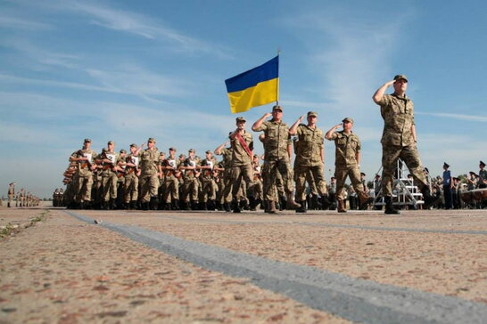 Скасувати військовозобов'язання чоловіків: відповідна петиція з'явилась на сайті Президента України
