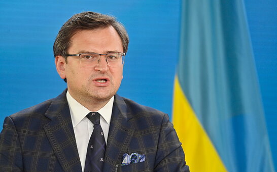 "Україна має потужну армію": Кулеба закликав не вірити «апокаліптичним прогнозам»
