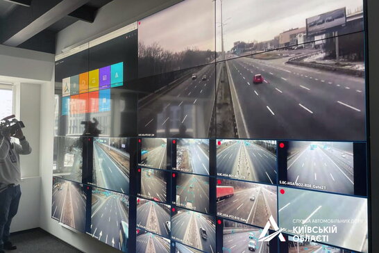 На трасі Київ–Бориспіль встановили новітню систему контролю руху: що очікувати водіям (фото)