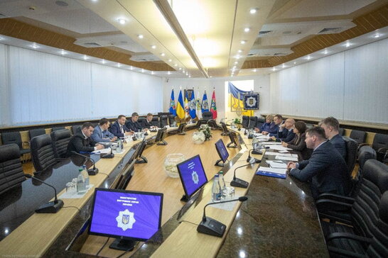 Можлива внутрішня дестабілізація в Україні: МВС контролює ситуацію на вулицях та площах