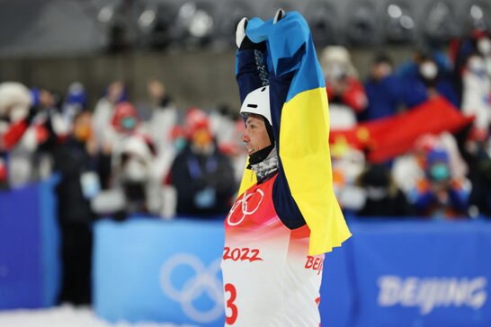 "Люба Україно! Ця медаль для тебе!": Абраменко зворушив своїм постом після завойованого срібла на Олімпіаді-2022