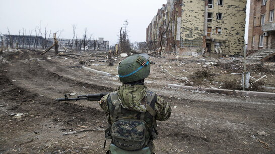 Перші колони російських миротворців вже їдуть вулицями Донбасу (відео) (оновлено)
