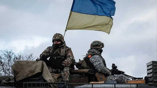 Верховна Рада проголосувала за воєнний стан в Україні
