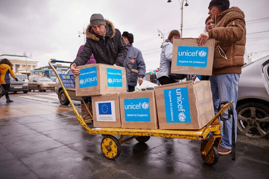 За два дні Україна отримала майже 1000 тон гуманітарної допомоги з 12 країн 